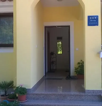 Smajlovic 公寓